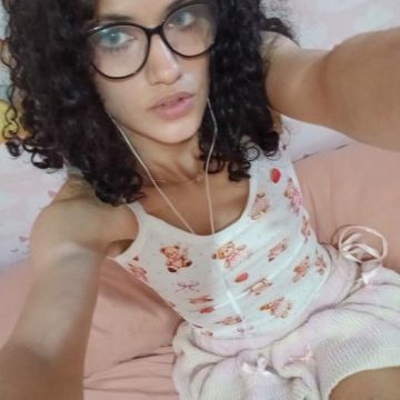 Barbie Cacheada - Acompanhante (Foto 4)