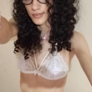 Barbie Cacheada - Acompanhante (Foto 8)