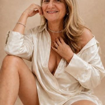 Marina Coroa - Acompanhante (Foto 2)