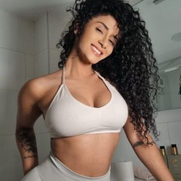 Milla Ferrazo - Acompanhante (Foto 8)