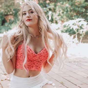 Natasha Lins - Acompanhante  (Foto 1)