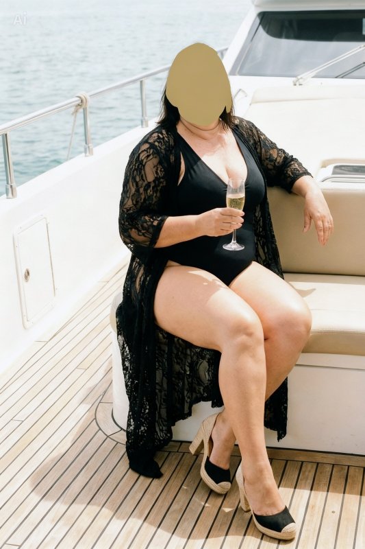 Imagem do post de Laura Coroa Virtual 53 Anos Gata de Luxo Plus Size